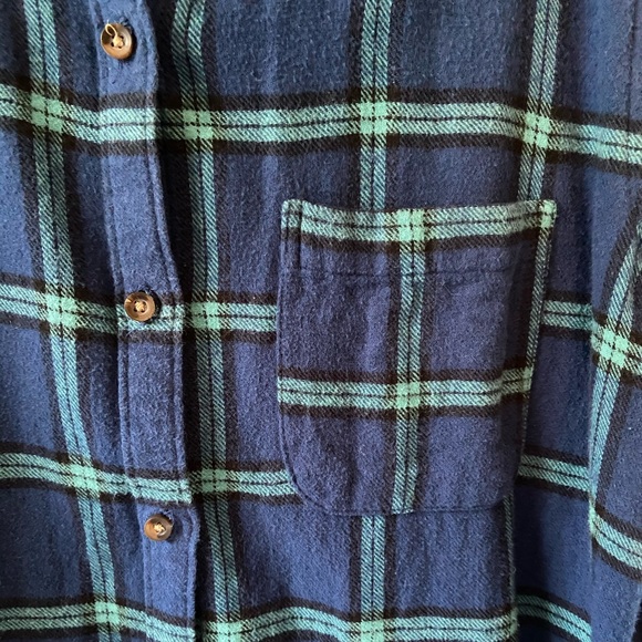 Hollister Flannel - Picture 4 of 7